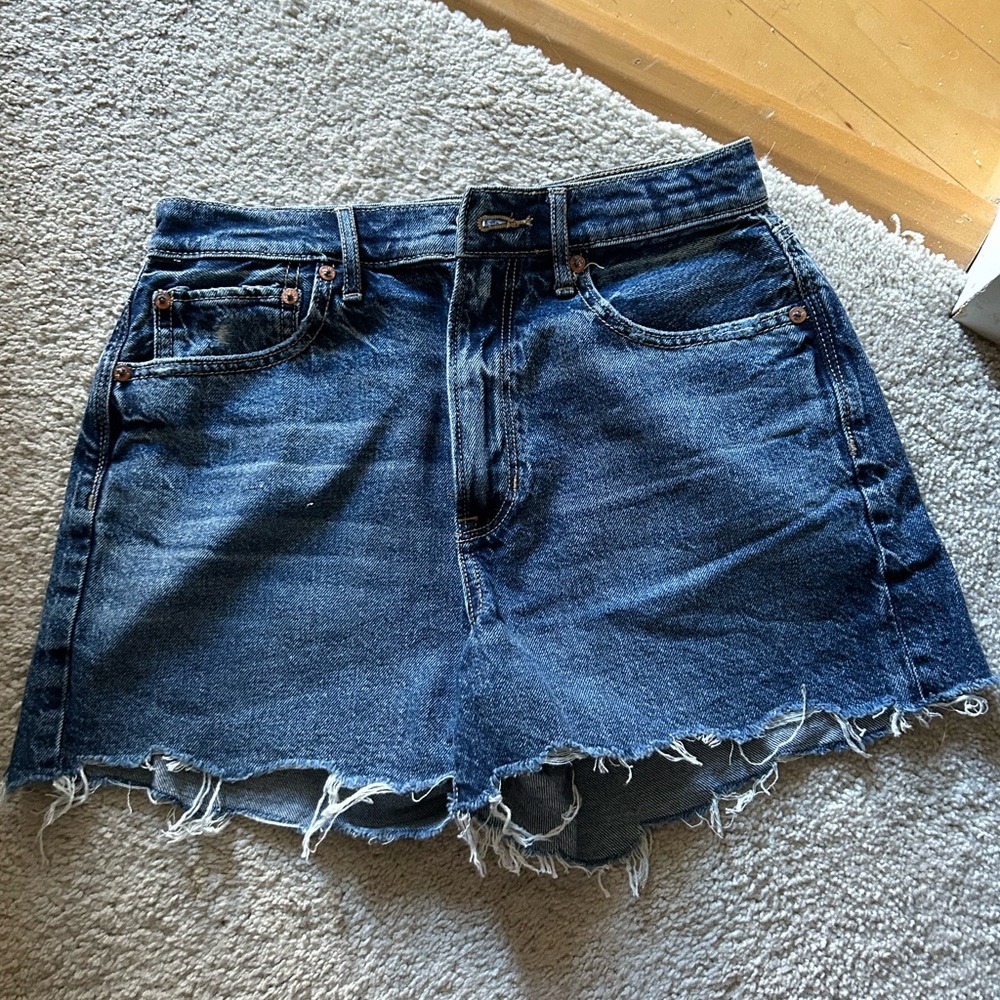 American Eagle Highest Rise 90’s Boyfriend Shorts, Size 6